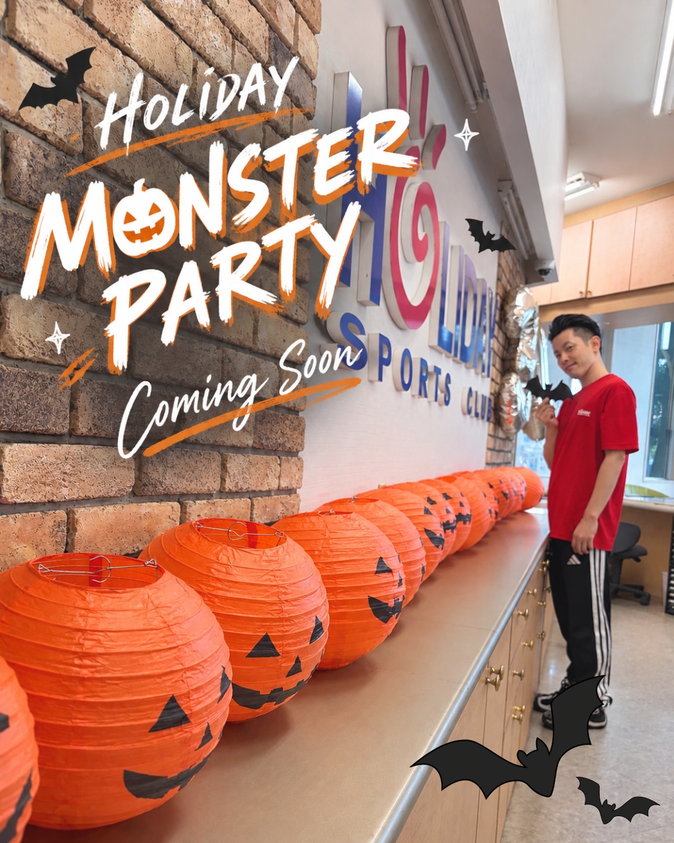 .
＼🎃👻 Holiday Monster Party👻🎃／

10月はホリデイモンスターパーティー！ 🎃⭐️

どんなイベントを開催するのか…お楽しみに！✨

COMING SOON…👀
