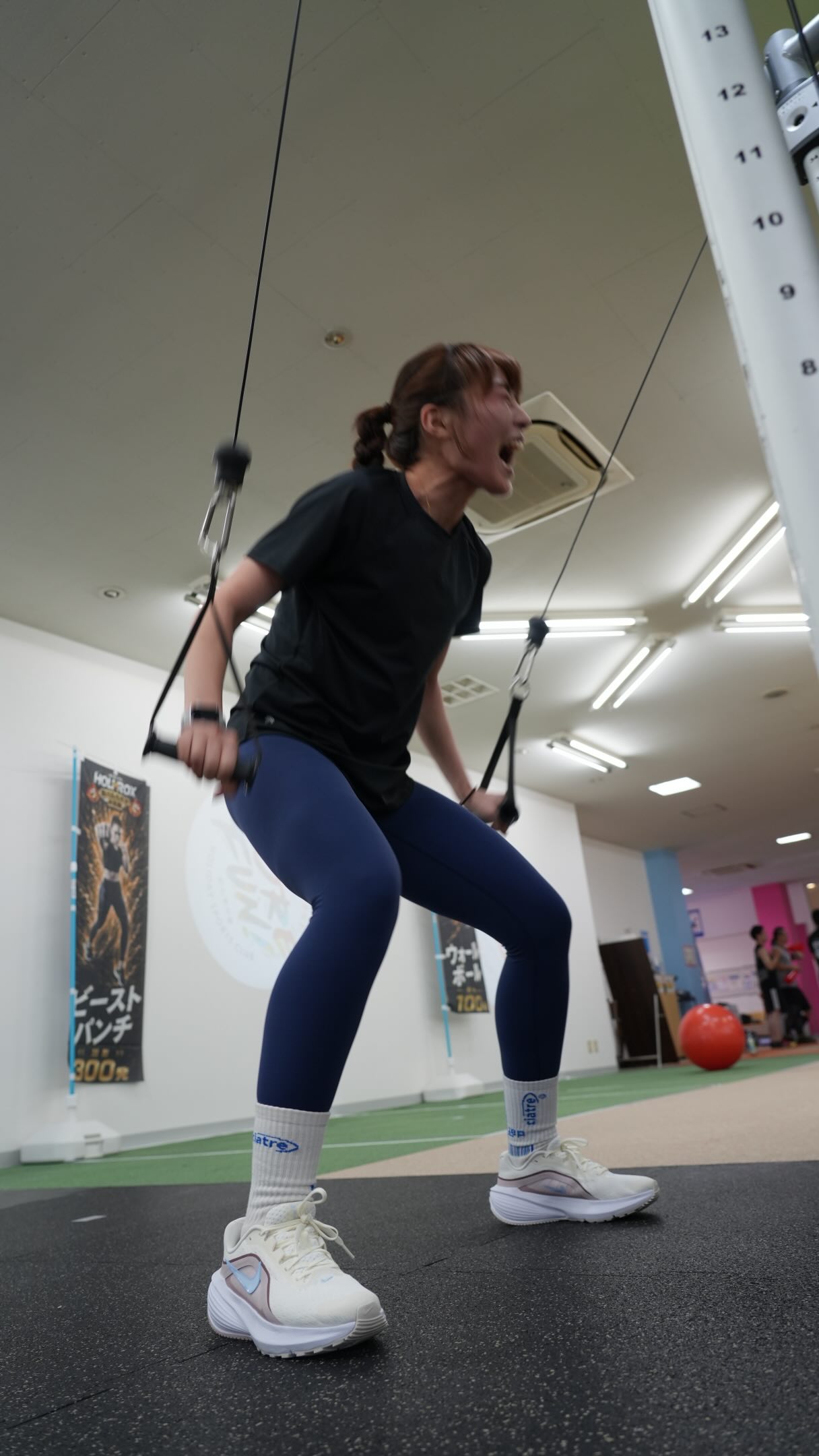🔥【HOLIROX】🔥

ホリデイスポーツクラブ社内イベント
【動ける身体決定戦 HOLIROX】に密着🏃🏻‍♂️

「はぁ、しんどい、やめたい…」
という気持ちも
応援があると100倍頑張れ