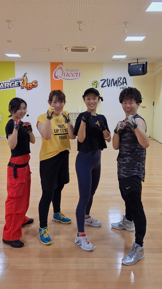 【✨👊ボクシングビーストコラボ👊✨】
本日のコラボでは、
下記の4人が担当させていただきました。 

🟡yellowモビリティ  馬場
🔴パーティーRED       中島
🔵BLUEファイ