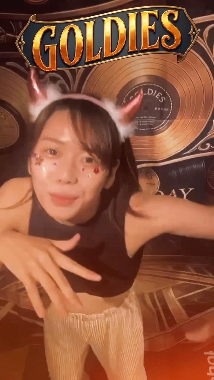⁡
【🪩✨️GOLDIES ハロウィンver.👻🎃】
10月限定🎃
⁡
GOLDIES限定曲、4曲追加✨️
あの頃にタイムスリップして…。
そして、私たちと一緒に曲に合わせて踊りませんか？🕺