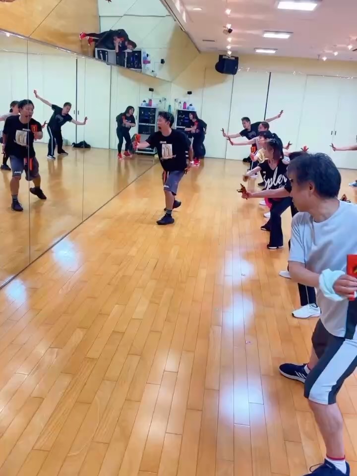 よさこい練習🌟

お疲れ様でした！！

8月6日の練習の様子です！！

木曜日は夏季休館日前ラストでした！
次回は2週間後です☺️

頑張りましょう💪🔥

#ホリデイスポーツクラブ
#ホリデイ相