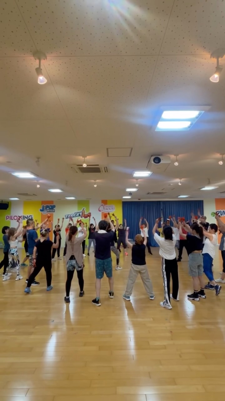 よさこい練習🌟

8月練習の様子です！！

本番まで気がつけば24日！！

最後まで全力で走りきりましょう💪

#ホリデイスポーツクラブ
#ホリデイ相模原
#イベント
#よさこい