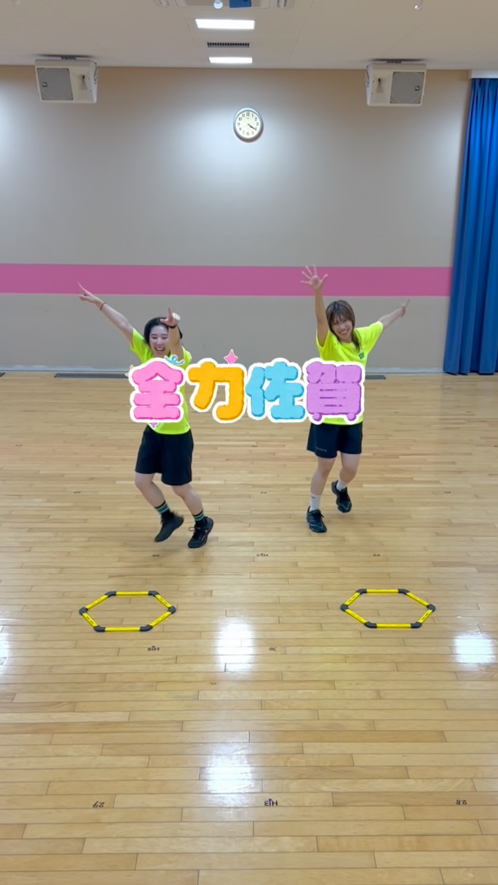 .
【ラダーBEE🐝】

むむむ！？！？今日は
大嶋＆黒木❤️！？
の年の差10オーバー
女子コンビですね😘

数えちゃダメです🤫❤️（笑）

フレッシュな黒木と、
まだまだフレッシュで居たい大